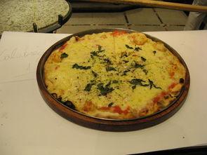 巴西圣保罗吃瓜,瓜果飘香，品味巴西美食之旅