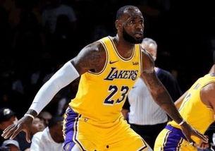 湖人詹姆斯吃瓜,揭秘NBA巨星背后的娱乐生活”